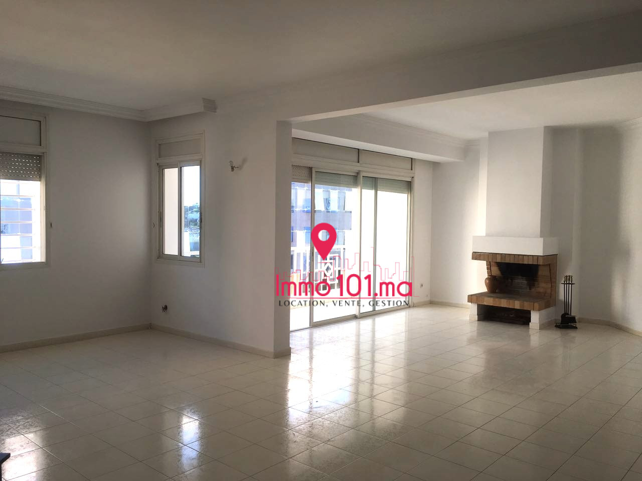 Vente appartement à Hay Riad SIV2145